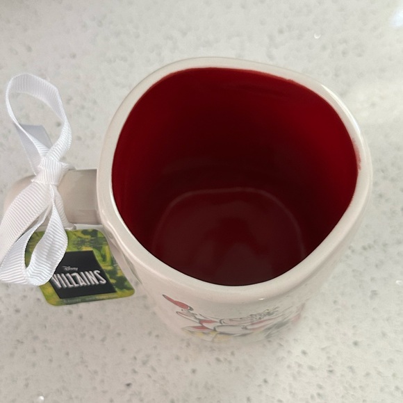 Rae Dunn•Queen of Hearts❤️Mug - Picture 3 of 4